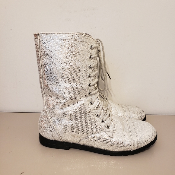 LIKE NEW BALERA SEQUIN ZIP UP SIDE COMBAT BOOTS 25.00 SIZE 7 OFFER - Picture 1 of 8